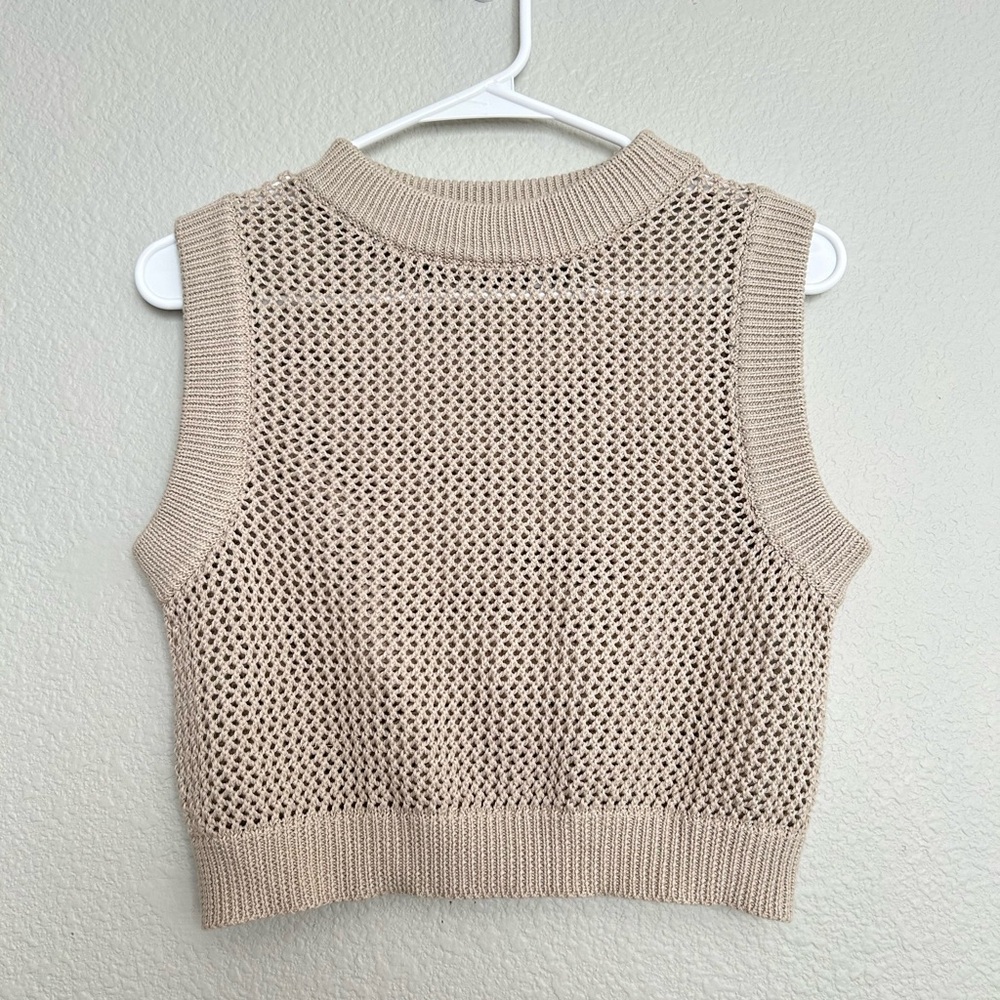 En Saison Sleevless Crochet Top